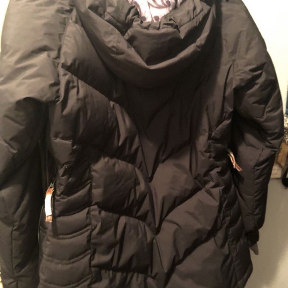 Snowboarding jacket - Picture 4 of 5